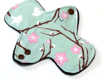LIGHT flow Reusable Cloth Menstrual pad - 7 inch - bamboo - organic cotton - Black Windpro - cotton flannel top - Sparrows