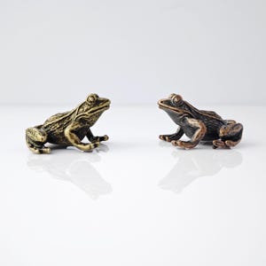 Vintage Brass Frog Figurine, Gift for Animal Lovers