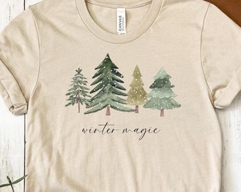 Grüner Baum Weihnachtshemd, Weihnachtshemd, fröhliche und helle Bäume, Frau im Urlaub, Weihnachtsgeschenk, niedliches Feiertags-T-Shirt, Hygge, Winter