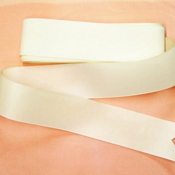 Early 1900's Off White New Old Stock Art Silk Taffeta Ribbon 1 1/2" by the Yard or Shank