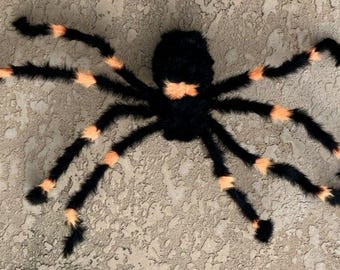 ヴィンテージ ハロウィン スパイダー デコレーション | 30インチ 大型可動式毛むくじゃら吊り下げスパイダー小道具 | 不気味な幽霊屋敷の装飾