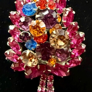 Large Vintage Rhinestone Brooch