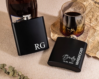 Personalized Groomsmen Flasks, Groomsman Gift, Flask for Groomsmen, Custom Flask, Black Hip Flask, Groomsmen Gifts Set, Bachelor Party Gift