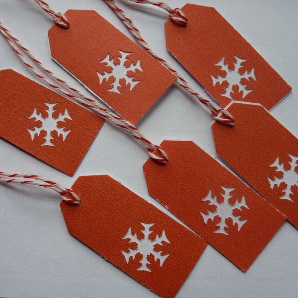 Red white snowflake small Christmas gift tags set pre-strung with bakers twine