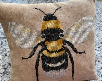 Primitive Rustic Pillow Tuck