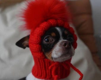 Gorro rojo de punto acogedor para perro: gorro de invierno hecho a mano con pompón, calentador de cuello y snood para perro.