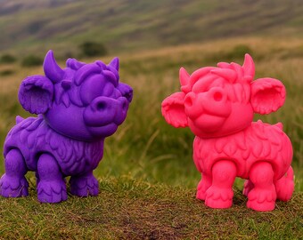 3D-Printed Highland Cow Figurine: Farmhouse Desk Decor