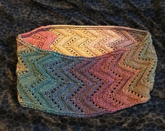 Knitting Pattern Chevron Lace Cowl Original Design Easy and Fun to Knit