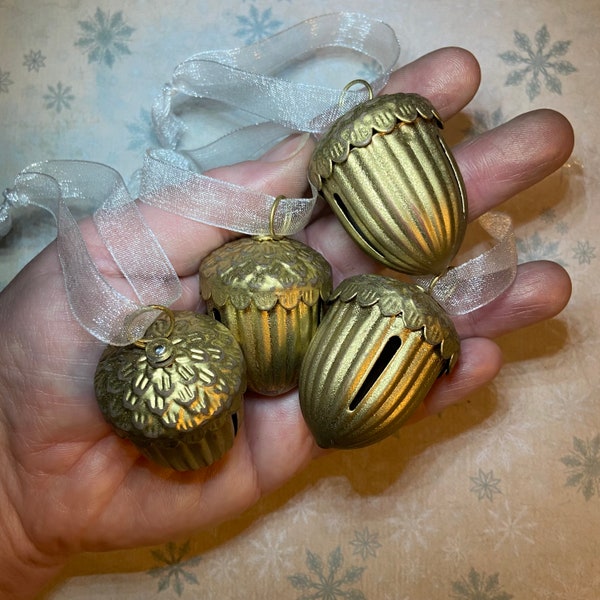 Set of 4 Antique Gold Vintage-Style Metal Acorn Jingle Bells