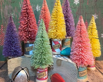 One Vintage Style “Jolly” Spool Bottlebrush Tree