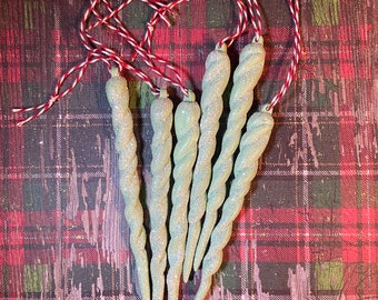 Set of 6 ea 5-1/4” Celedon (“Bakelite”) Green Vintage Style Icicle Ornaments