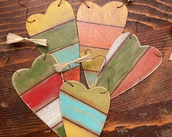 One Hand-Made Prim Farmhouse Slatt-Wood Ornament - Heart