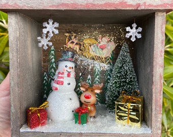 Hand Built, Vintage-Style, Christmas Drawer Diorama