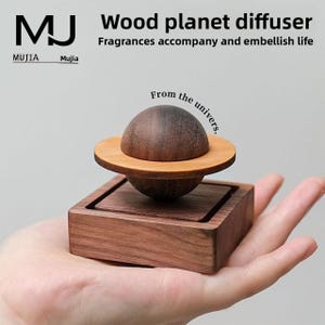 Schwarznuss Kleiner Planet Kreativer Diffusor Indoor Auto Ornament Diffusor Holz Handgemachter Diffusor aus Holz für ätherisches Öl