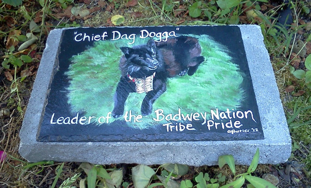 Pet Memorial Garden Stone,slate, Outdoor Pet Memorial,,custom Painted