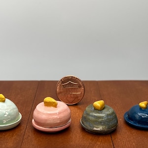 Cheese Platter with Lid 1:12 Scale