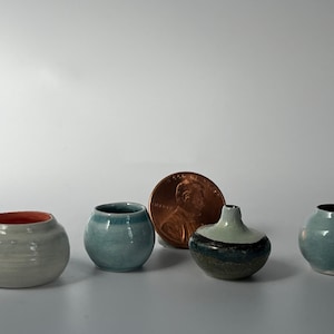 Miniature Decorative Pottery 1:12 scale dollhouse