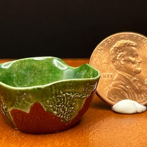 Miniature Art Pottery 1:12 Scale Dollhouse