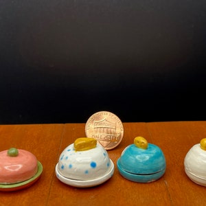 Cheese Platter with Lid 1:12 Scale