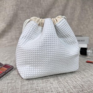 Waffle weave Makeup Bag, Bride Toiletry Bag, Bridesmaid Gifts, Travel Toiletry Bag, Cosmetic Bag, Birthday Gift for Her, Mother&#39;s Day Gift
