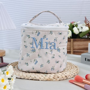 Monogrammed Small Quilted Make Up Bag Floral Makeup Bag Handmade Aesthetic Cosmetic Bag Flower Cosmetic Pouch Quilted CottonTravel Pouch