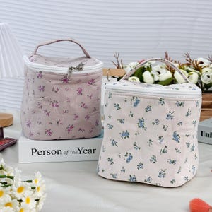 Monogrammed Small Quilted Make Up Bag Floral Makeup Bag Handmade Aesthetic Cosmetic Bag Flower Cosmetic Pouch Quilted CottonTravel Pouch