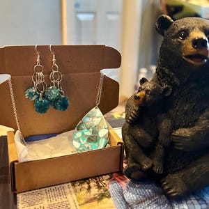 Stunning Blue Teardrop Gemstone Necklace & Dangling Earring Set - Perfect Gift for Her
