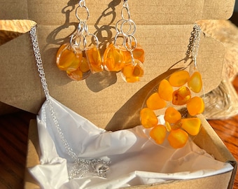 Stunning Yellow Teardrop Gemstone Necklace and Earring Set - Elegant Jewelry for Any Occasion