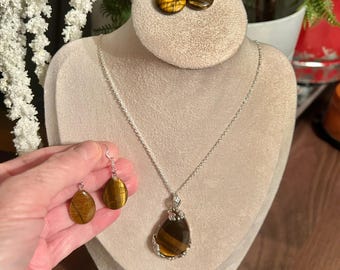 Gold Tiger’s Eye Gemstone Necklace and With Two Sets of  Earring – Elegant Jewelry for Women