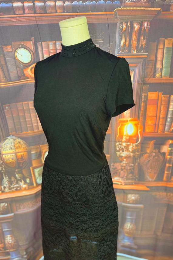 Vintage Chetta B Evening Dress | Size 6 | Black Lace Overlay | Sequin Neck Vintage Chetta B Evening Dress | Size 6 | Black Lace Overlay | Sequin Neck