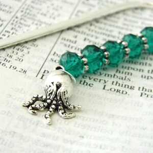 Octopus Bookmark with Green Glass Beads Shepherd Hook Steel Bookmark Silver Color