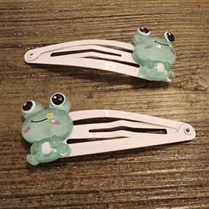 Green Frog Hair Clips, Set of Two White Hair Clips, Metal Snap Barrette 50mm