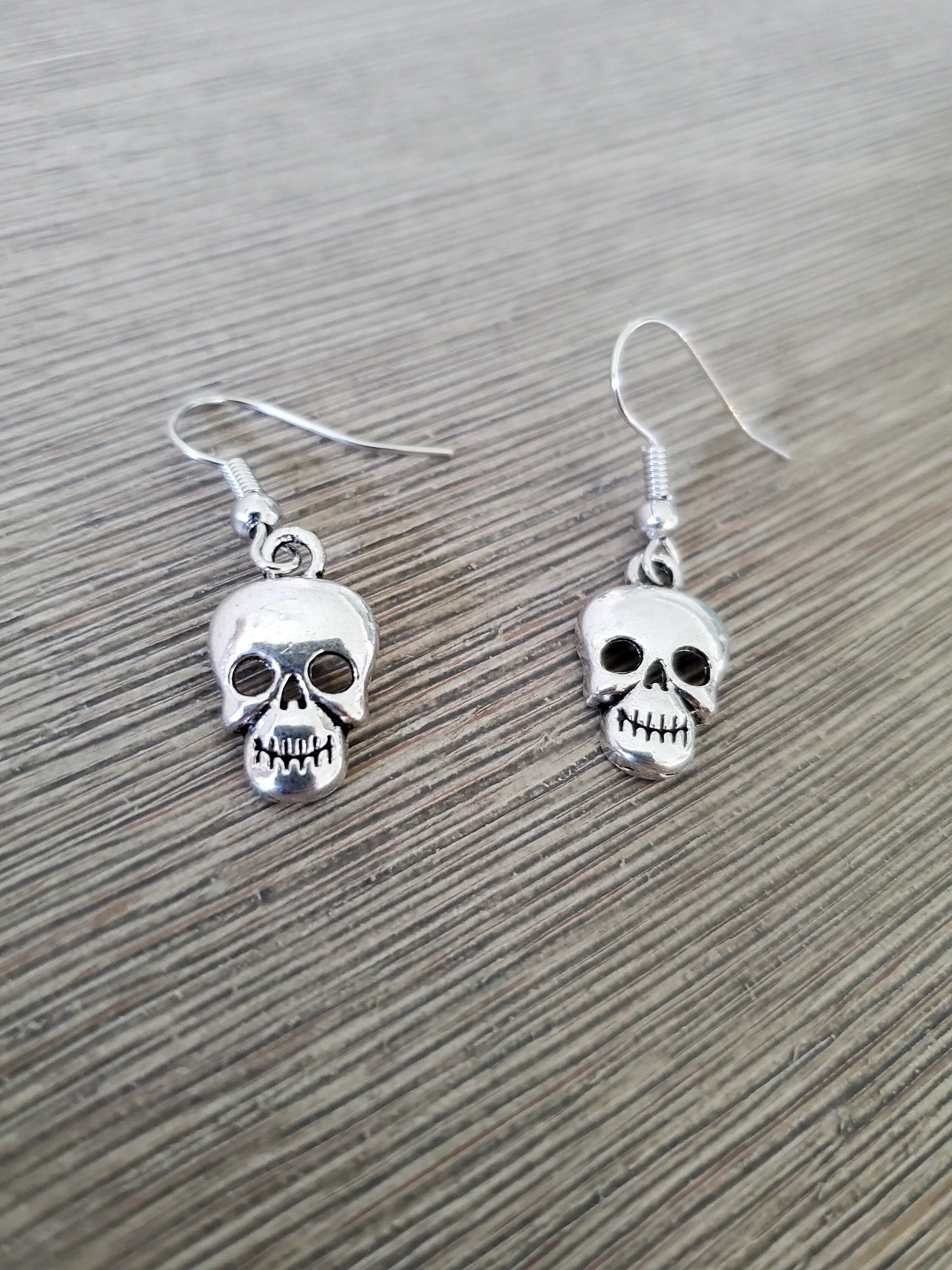 Skull 2024 earrings dangle