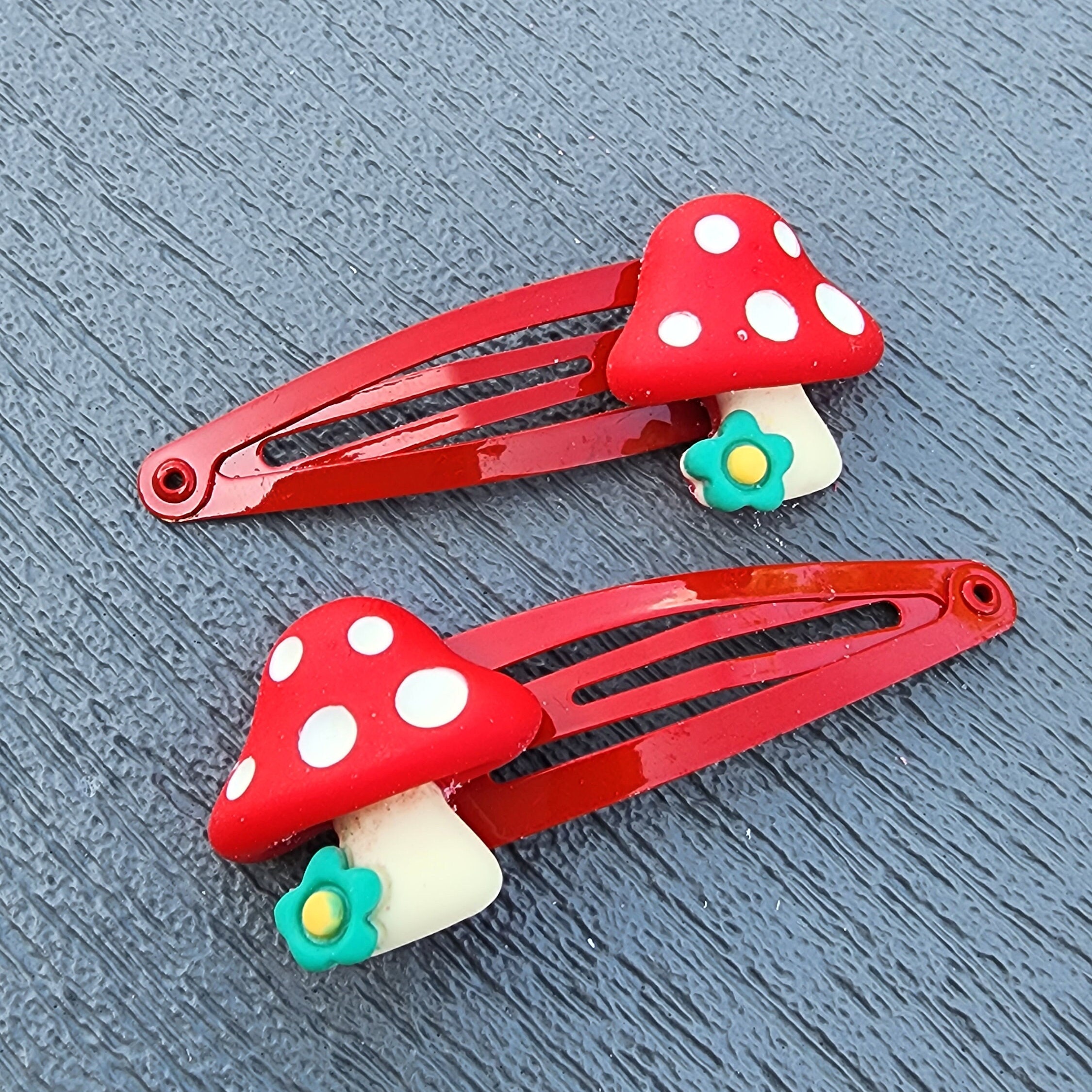 30PCS Mushroom Hair Clips Red for Women Girls Cute Hair Accessories Amazon.com : 30PCS Mushroom Clip On, Hair Clips Mushroom  main image 2