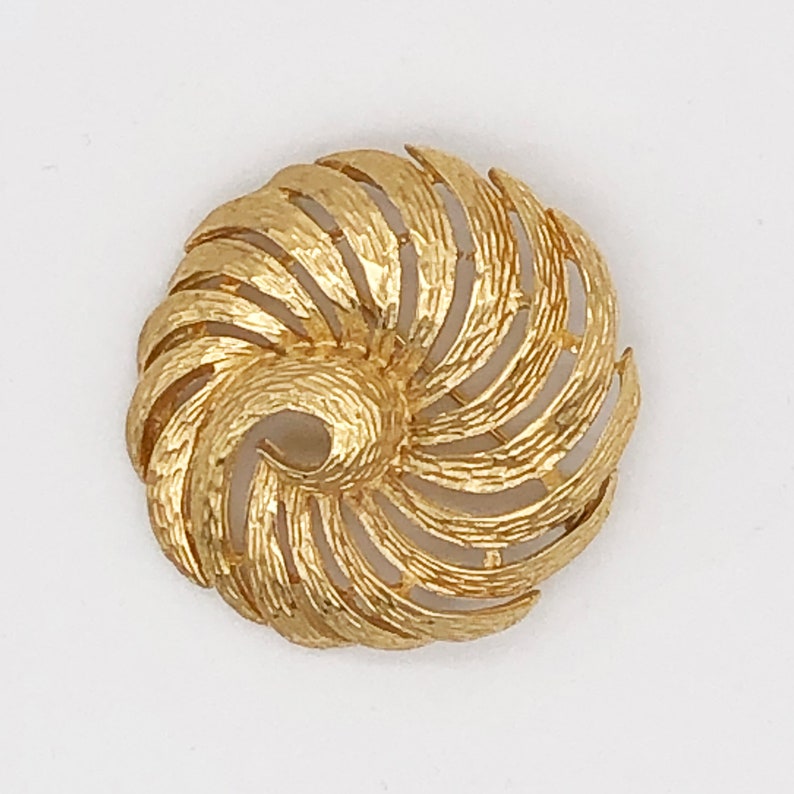 Napier Textured Gold Vintage Brooch image 1