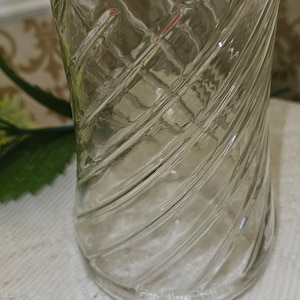 Vintage 1 Quart Glass Tang Pitcher with Orange Plastic Top and Handle