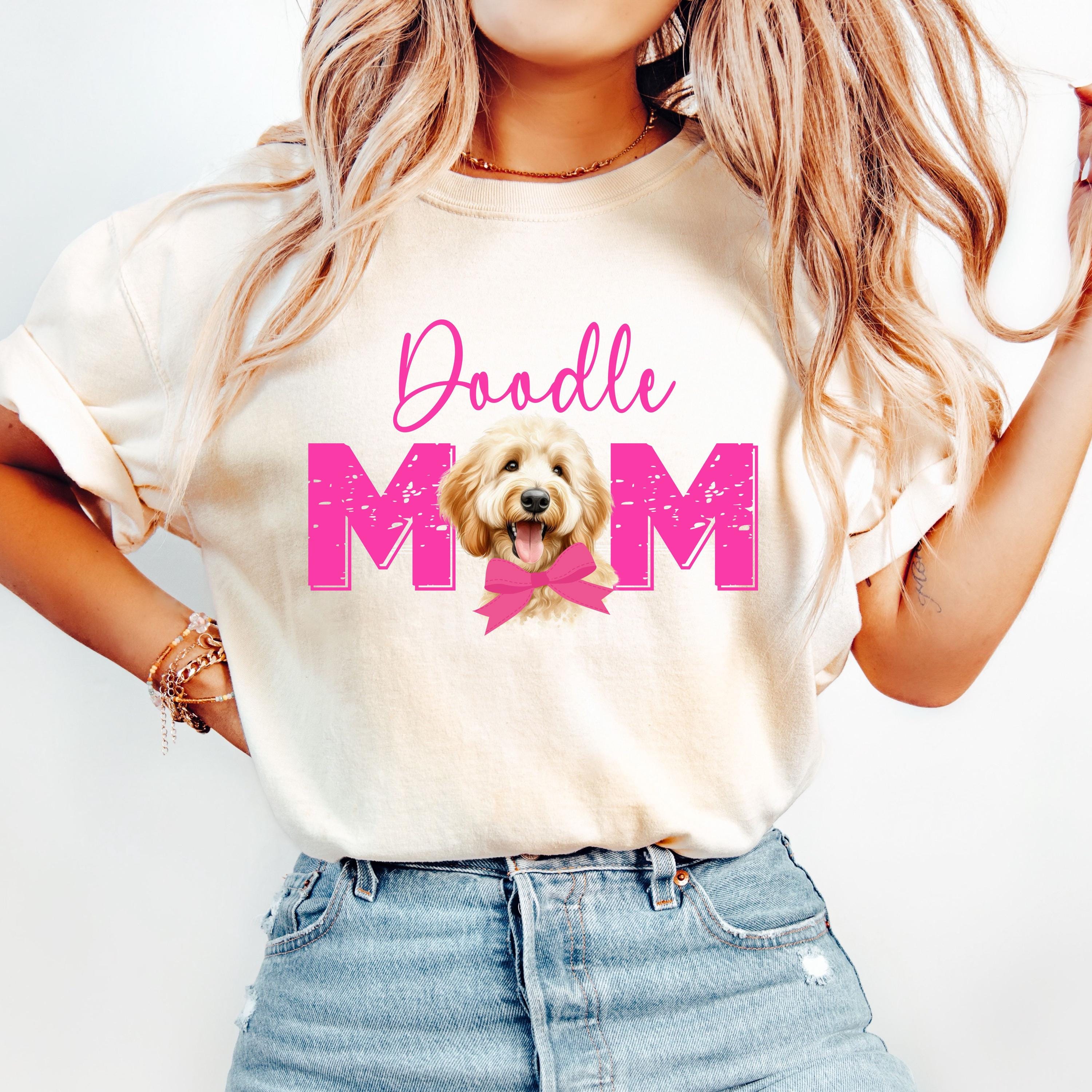 ゴールデンドゥードルママPng、ドゥードルママPng、ラブラドゥードルママギフト、女の子のラブラドゥードル、女の子のゴールデンドゥードル、ドゥードル犬昇華ギフト、母の日  - Etsy 日本, image size:3000x3000