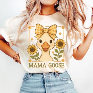 Mama Goose Sunflower Png, Summer Goose Clipart, Mama Goose Png, Coquette Goose Daisy Png, Mothers Day Goose Mama Shirt Design Download