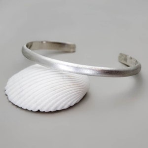 Brazalete de plata de ley, brazalete grabado, brazalete de plata para hombre, brazalete fino de plata, brazalete abierto para hombre, brazalete para mujer, mensaje secreto