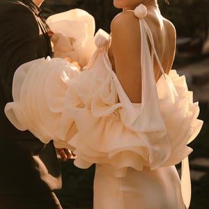 Organza Shawl,Bridal Sleeves,Ivory Wedding Dress Top Cover,Organza Wedding Cape,Bridal Cape,Puff Cape With Sleeves,Bespoke Shawl