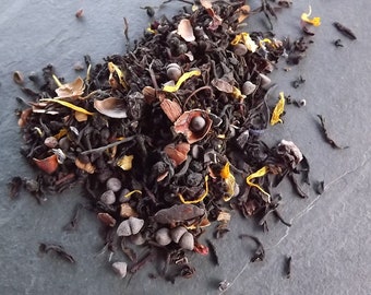 Black Cat Loose Leaf Tea, Chocolate Cinnamon Berry Blend