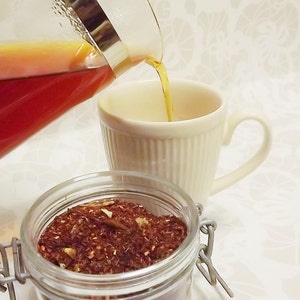 Snow Queen, Almond Marzipan Rooibos, Caffeine Free, Loose Leaf Tea