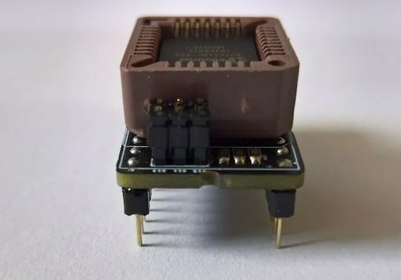 Commodore 64 8-in-1 Kernal Multi ROM Replacement – 901227 2364 DeadTest Compatible