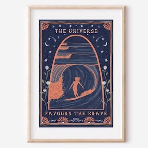 UNIVERSE FAVORS BRAVE - Fine Art Print Boho Surf Vintage Hippie Poster Surfer Girl Ocean Wave Reise Wanddeko erdig handgefertigte Kunst