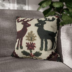 Christmas Deer Embroidered Pillowcase, Holiday Home Decor, Festive Throw Pillow Cover, Rustic Cabin Decor, Winter Cushion Case, Cozy