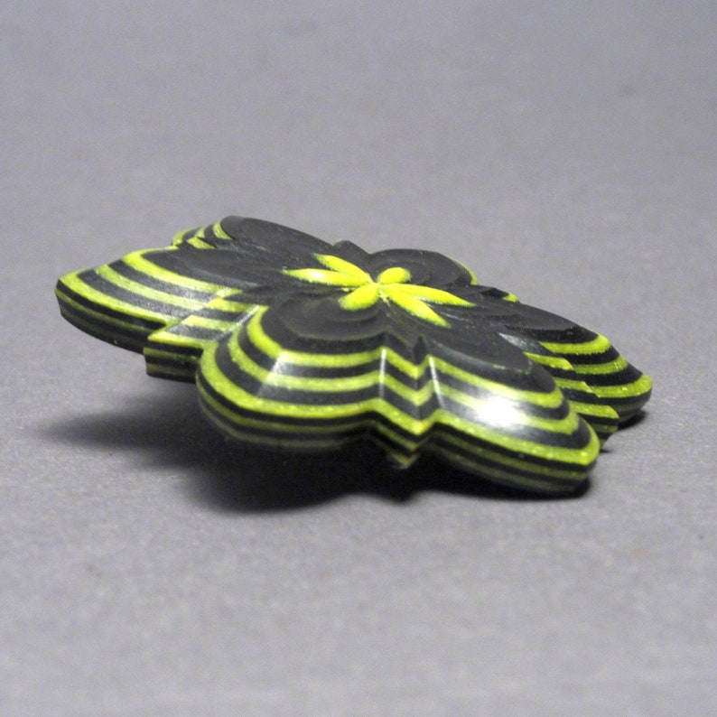 Multi Layered Paper Star Button