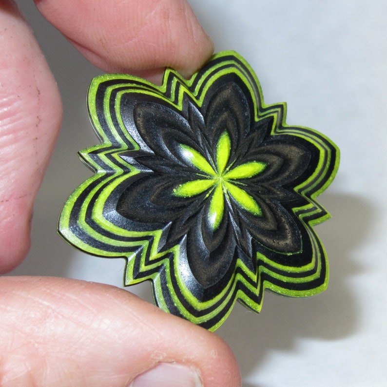 Multi Layered Paper Star Button