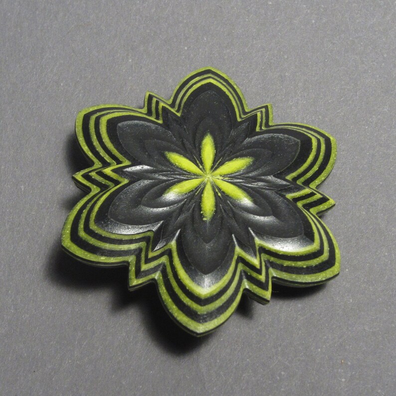 Multi Layered Paper Star Button