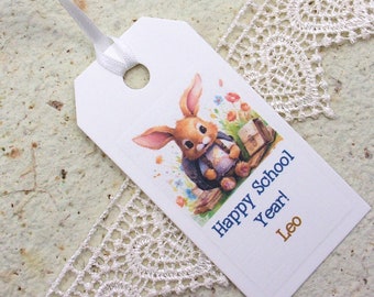 Back to School Personalized Tags - Set of 20 - Gift - First day of school - 1st - Trending - Bunny with backpack - With string - Handmade