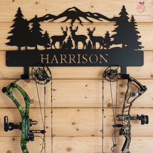 Benutzerdefinierte Name Berg Wildtier Bogen Aufhänger, Metall Jagd Wandhaken, Bogenschießen Ausrüstung Lagerung Dekor, Geschenk für Outdoor-Enthusiasten, Jagd Veranstalter